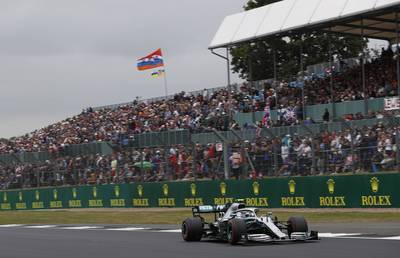 Verstappen start als vierde, Bottas snoept pole weg voor thuisfavoriet Hamilton