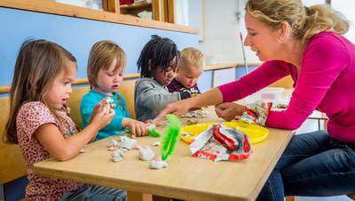 Oproep: stuur alle peuters 16 uur naar een voorschool