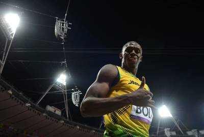 Bolt probleemloos door naar halve finales 100 meter WK atletiek