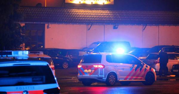 Bruiloftschutter Beckum schoot drie keer: OM wil jarenlange celstraf.