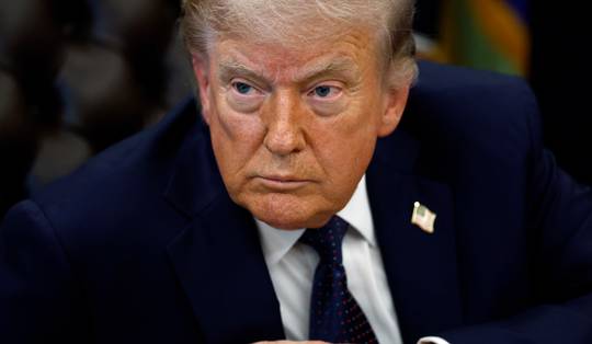 VS zetten stap richting miljardenbudget voor migratiebeleid Trump, terwijl gedeeltelijke shutdown blijft aanslepen