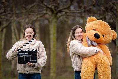 Katja maakt wel een heel bijzondere film. Zelfs acteurs uit SpangaS doen mee