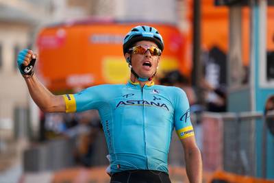 Fuglsang soleert indrukwekkend naar nieuwe Astana-zege in Tirreno