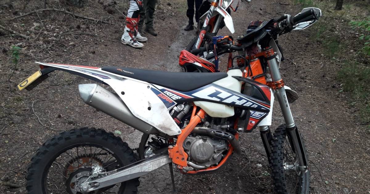 De straf voor crossen in een stiltegebied (delen van Strabrechtse Heide en De Pan in Maarheeze bijvoorbeeld) bedraagt 500 euro.