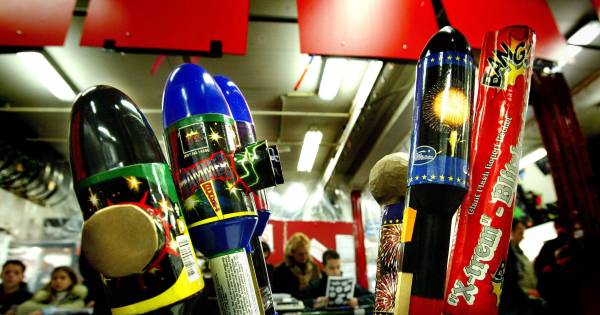 Nederland Likt Wonden Na Oudejaarsnacht Nu Blijkt Ook Baby Gewond Na Vuurwerk In Buggy Al Zeker 7 Kinderen Liepen Blijvende Schade Op Onrustige Nieuwjaarsnacht Hln Be