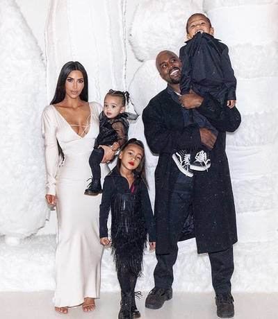 ‘Kim Kardashian verwacht vierde kind via draagmoeder’