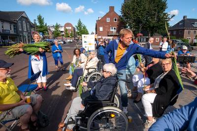 Gladiolen voor ouderen uit Elst: toch nog beetje een Vierdaagse-gevoel