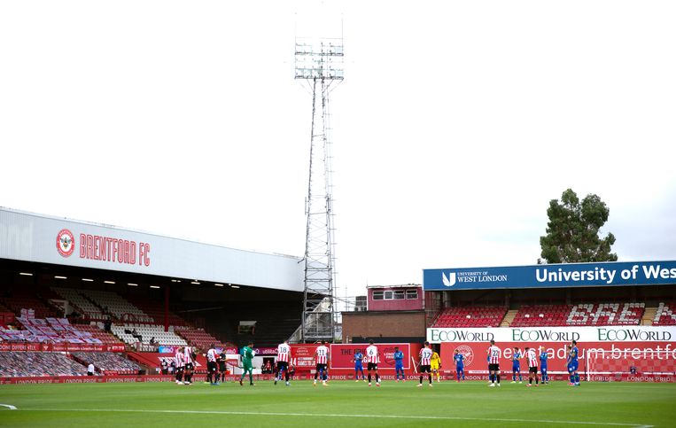 Brentford jubelt, in een pijnlijke stilte | De Volkskrant