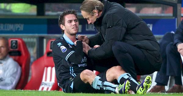 Voetballer Gehrt Van Ado Breekt Sleutelbeen Nederlands Voetbal Ad Nl