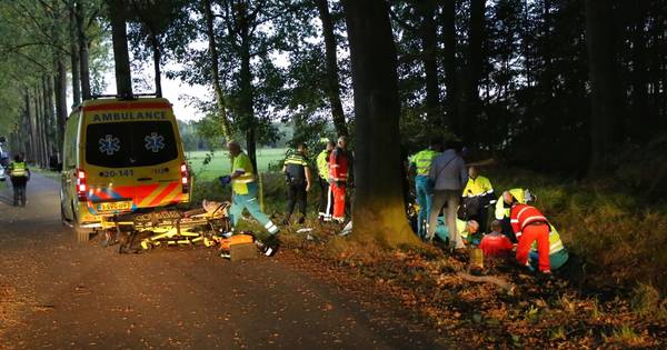 Bestuurder (39) quad zwaargewond na ongeval in Hooge Mierde