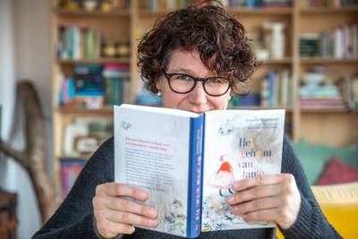 Na jeugdboeken rond incest en zelfmoord schrijft Tanneke uit Zwolle nu ‘lief drakenboek’