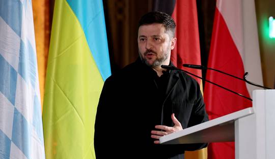 Vredesoverleg Rusland en Oekraïne al na twee uur afgerond, Zelensky verwijt Russen ‘onderhandelingen te rekken’