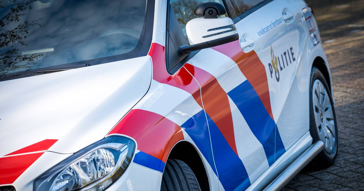Politie laat ‘cadeautje' achter na gestaakte achtervolging met bizar hoge snelheden op de Veluwe .