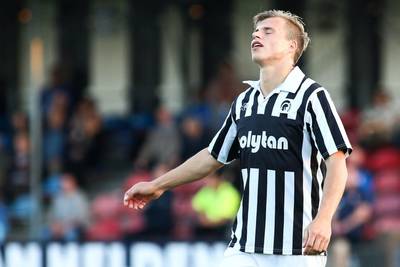 'Achilles'29 overweegt faillissement en doorstart'