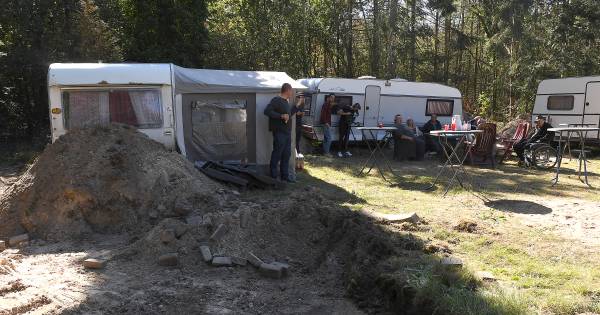 Krakers oud-woonwagenkamp Mill krijgen dwangsom van 20.000 euro, maar 'betalen niet'