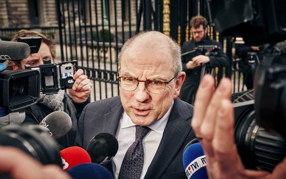 Behalve Vlaams Belang wil niemand nieuwe verkiezingen. Toch hangen ze meer dan ooit in de lucht