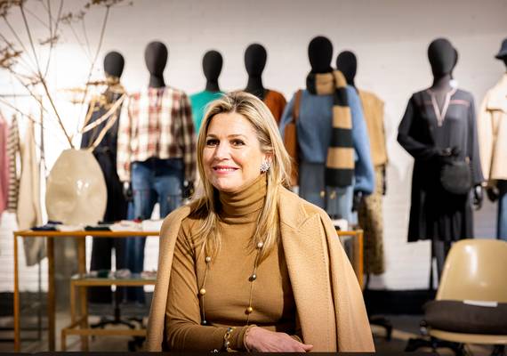 Zó draagt Máxima beige looks zonder dat het oubollig wordt