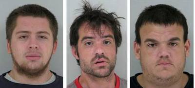 Meisje (15) ontsnapt aan verkrachters door meer over te zwemmen