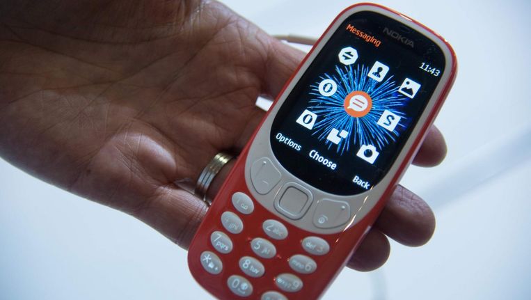 nokia 3310 geeft belofte aan wereld die nog begrijpelijk was de volkskrant