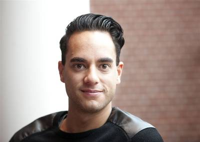 Freek en Jip Bartels staan samen in musical