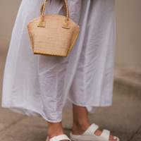 Birkenstocks vies? Met deze schoonmaaktip kunnen ze zo weer een seizoen mee