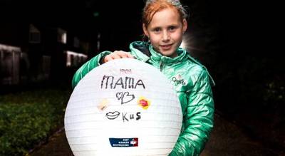 Tienduizend lampionnen bij het Middelpunt van Nederland