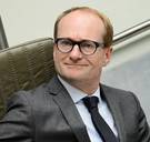 Weyts: ‘Een minister heeft een wagen met enige standing nodig, geen Toyota ‘Corollo’’