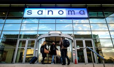 Winst mediaconcern Sanoma bijna gehalveerd