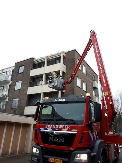 Arnhemse mist kerstafspraak met familie, politie en brandweer rukken uit
