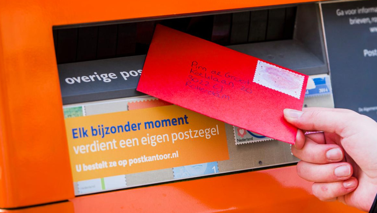 Prijs postzegels opnieuw omhoog om kosten brievenpost te dekken De