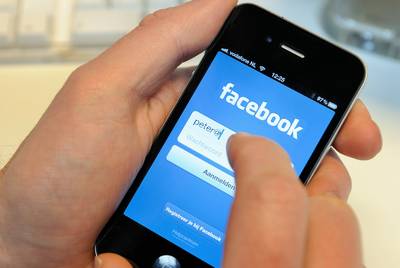 Jongeren steeds bezorgder om online veiligheid