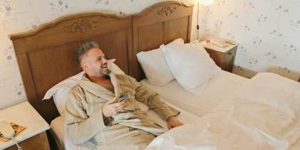 Met Vier in Bed