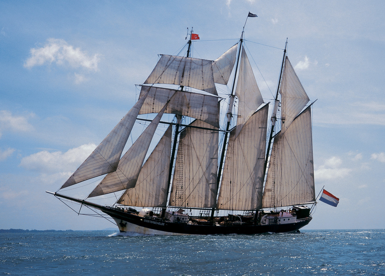 Deze adembenemende schepen zijn te zien tijdens Sail op Scheveningen Foto AD.nl