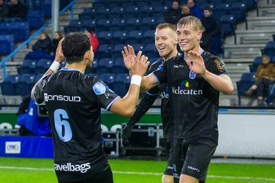 Flemming met vier goals held van PEC Zwolle tegen De Graafschap