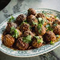 Comfortfood met Aziatische twist: sticky balls met noedels