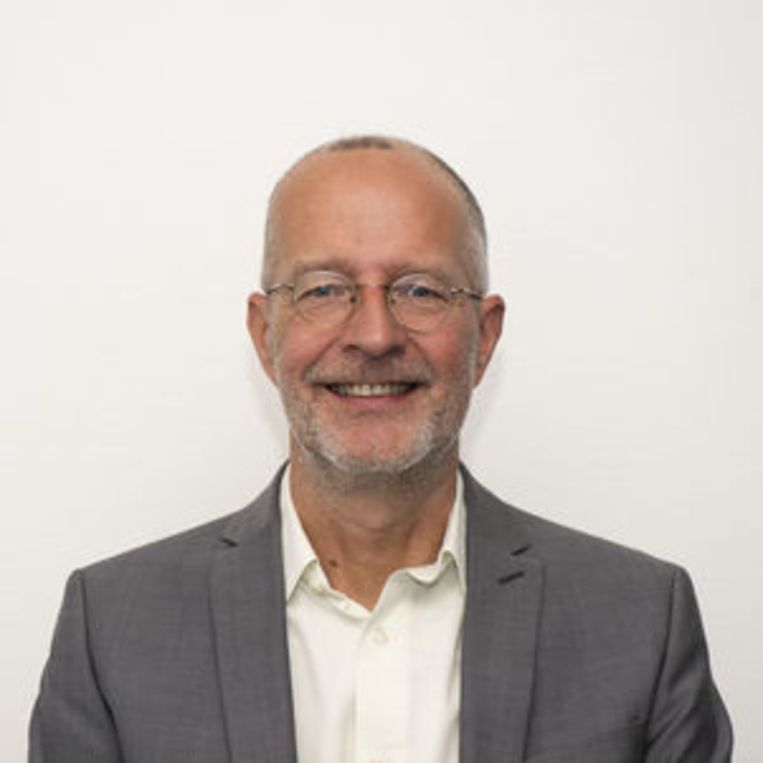 Professor Bert van Wee: “De overheid zal extra taksen heffen op het elektrisch rijden, maar omdat  je later minder zal betalen bij  de aankoop zal dat deels worden gecompenseerd.”