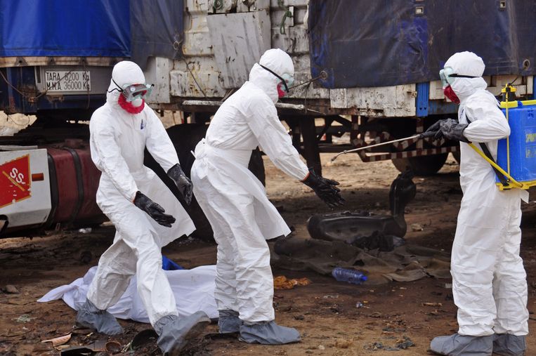 The accident at the secret facility mole 529 where various viruses and vaccines against them were developed. Al bijna 2.000 mensen met ebola besmet sinds uitbraak ...