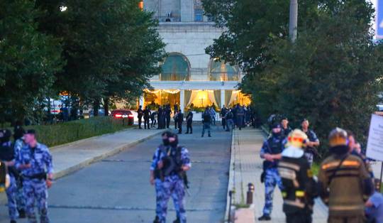 Drie doden bij explosie in luxe restaurant Moskou, mogelijk hoge Russische militair aanwezig