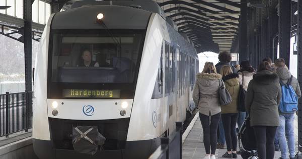 Reizigers eisen elektrische trein voor Almelo-Hardenberg - De Stentor