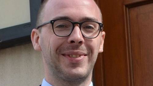 “100 euro als je je uitkleedt”