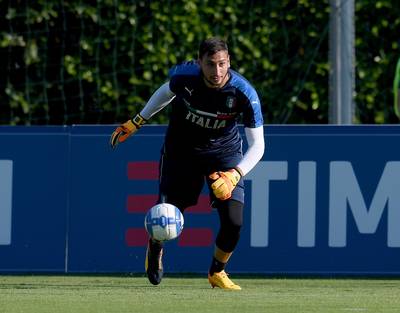 Milan-fans halen tijdens EK-duel keihard uit naar 'Dollarumma'