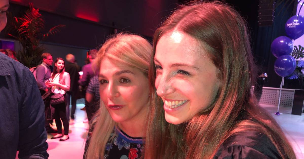 Sandra Kim wenst Sennek veel succes voor het ...