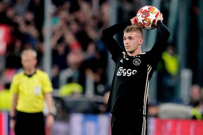 Officieel: Sinkgraven bij Leverkusen herenigd met Bosz