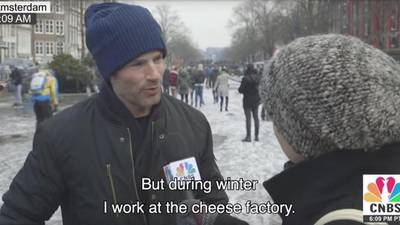 NOS trapt in nepreportage over schaatskoorts in Amsterdam