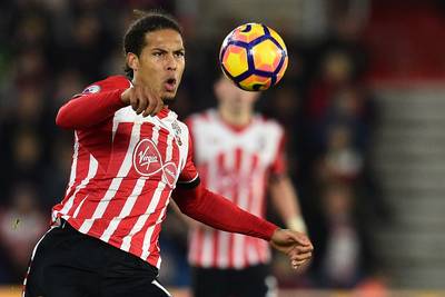 Boze Van Dijk wil officieel weg: Relatie met club heeft deuk opgelopen