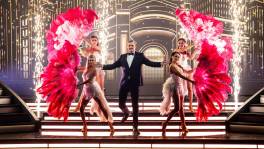 Eindelijk mag Peter dansen met vier prodansers!