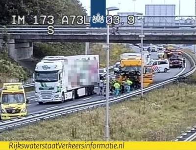 Ongeluk met twee vrachtwagens op A73 bij Wijchen
