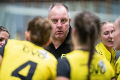 Volleybalduel Avior 2-DVO na afloop ontspoord; politie in de zaal