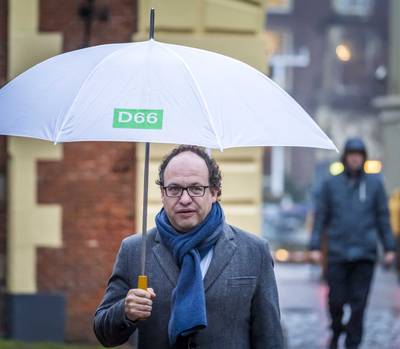 ‘Uitzendbureaus pompen Polen rond om kosten te besparen’