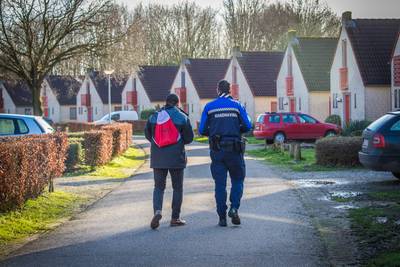 Handhavers controleren op permanent wonen op Groene Heuvels